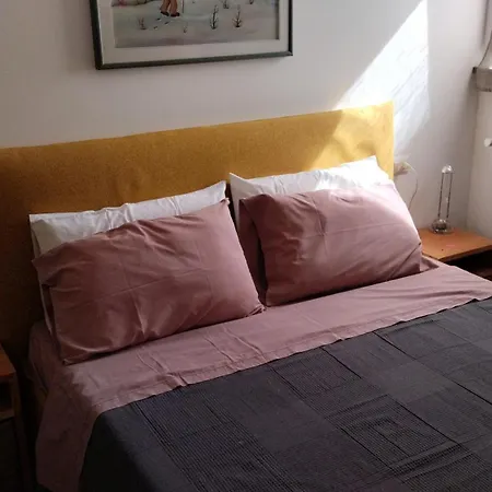 Casa Momi And לינה וארוחת בוקר